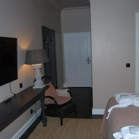 Park & Wellness Bed and Breakfast 3*