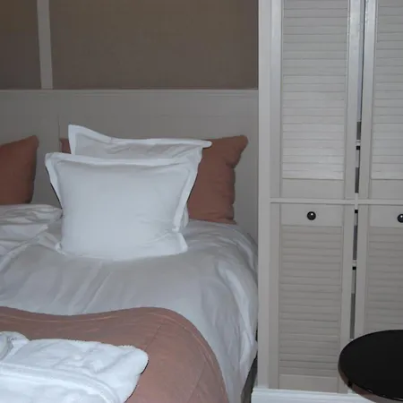 Bed and Breakfast Park & Wellness 3*